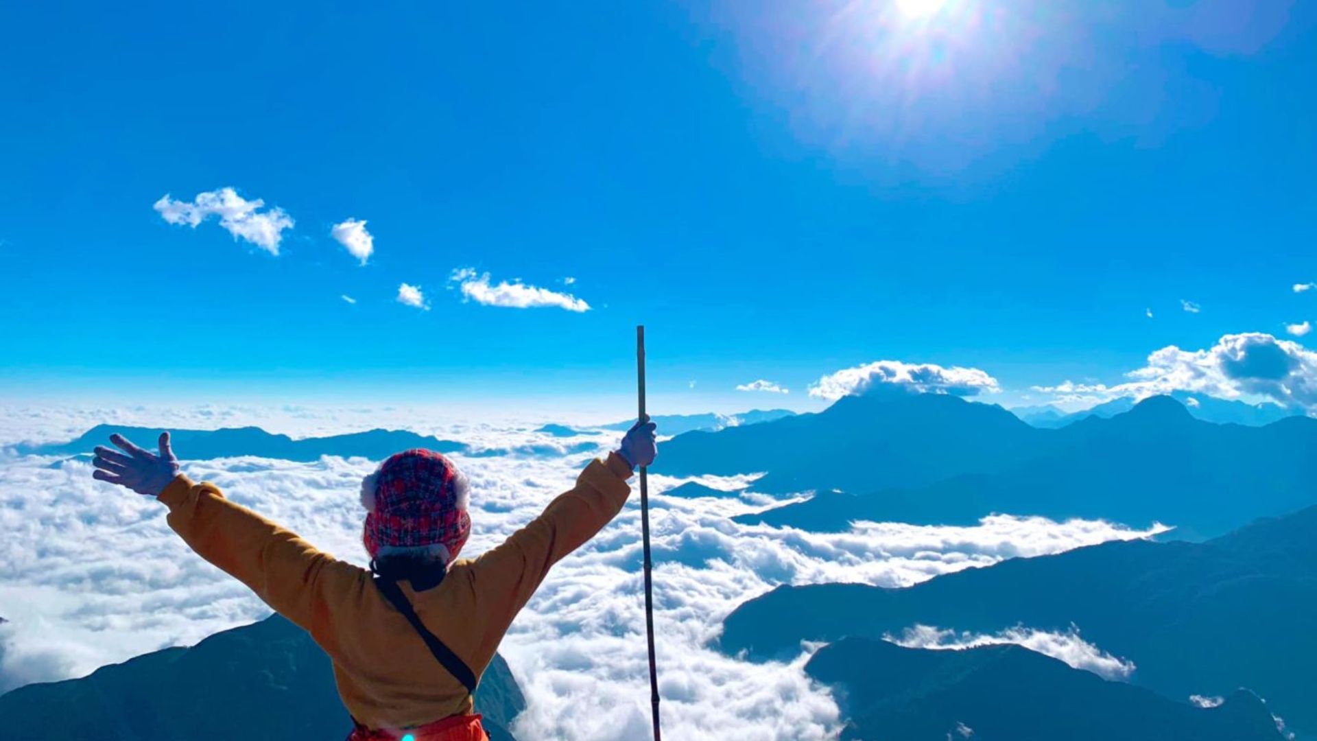 20+ đỉnh núi cao trên 2000m Việt Nam THỬ THÁCH LÒNG CAN ĐẢM nhất