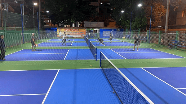 sân pickleball tphcm vườn lan